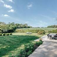 Wisteria House in Buckinghamshire