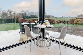 Wisteria House in Buckinghamshire