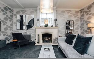 Wisteria House in Buckinghamshire