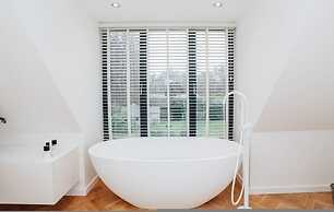 Wisteria House in Buckinghamshire