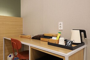 CALM REST HOTEL GIMHAE