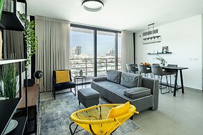 HaCarmel Market Vibrat Apt by Sea N Rent