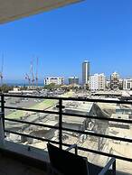 HaCarmel Market Vibrat Apt by Sea N Rent