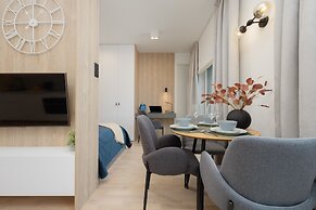 Studio Mennica Residence by Renters Prestige