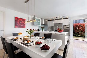 Villa Dolce Vita With Private Pool