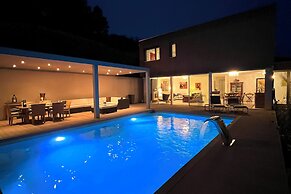 Villa Dolce Vita With Private Pool