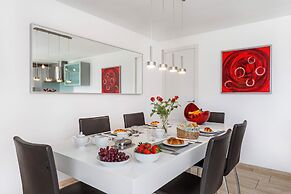 Villa Dolce Vita With Private Pool