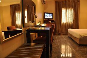 Parris Royal Hotel and Suites Abuja