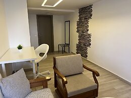 Emporio New Classic Santorini StylishApt