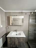 Emporio New Classic Santorini StylishApt