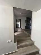 Emporio New Classic Santorini StylishApt