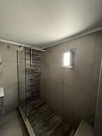 Emporio New Classic Santorini StylishApt