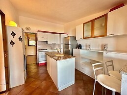 Residence Domos De Rocca