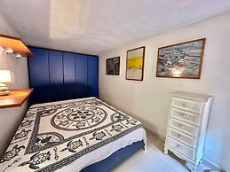 Residence Domos De Rocca