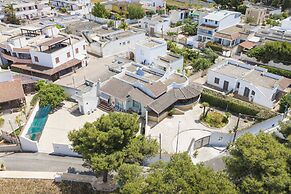 Villetta Sirena Near The Beach