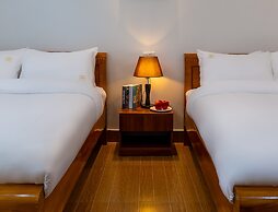 Catba Hong Kong Hotel