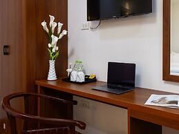 Catba Hong Kong Hotel