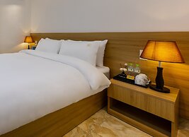 Catba Hong Kong Hotel