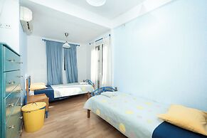 Coral Cottage House by A&D Properties