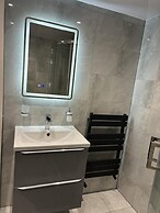Cozy 2 Bed Property in High Wycombe Tn