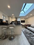 Cozy 2 Bed Property in High Wycombe Tn