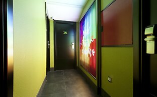 JC Rooms Madrid Río