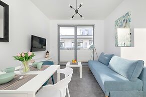 Grunwaldzka Apartment for 4 by Renters