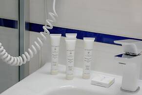 Grunwaldzka Apartment for 4 by Renters