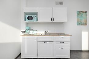 Grunwaldzka Apartment for 4 by Renters