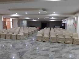 Snow Touch Resort By Sriniwasa Hotels