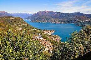 Zio Enry Terrace Apartment Orta Lake