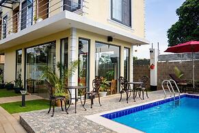 PRIMELAND HOTEL