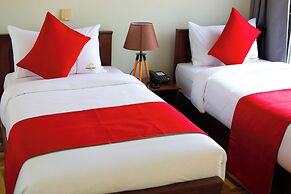 PRIMELAND HOTEL