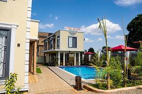 PRIMELAND HOTEL