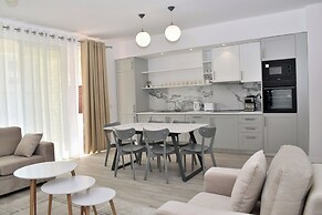 White Moon Apartment 302