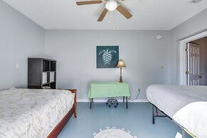 Pet-friendly Fort Walton Beach Home: 4 Mi to Ocean