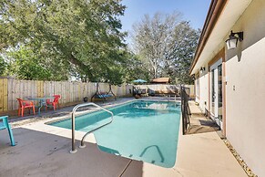 Pet-friendly Fort Walton Beach Home: 4 Mi to Ocean