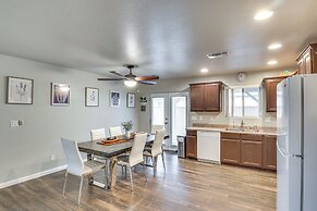 Fire Pit + Covered Patio: Bullhead City Escape!