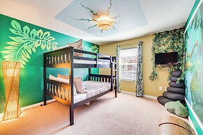 Resort Perks & Private Pool: Kissimmee Retreat!