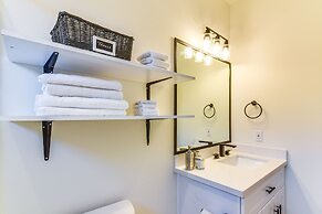 Houston Townhouse w/ Office & Home Gym