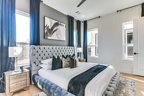 Houston Townhouse w/ Office & Home Gym