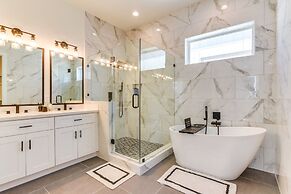 Houston Townhouse w/ Office & Home Gym