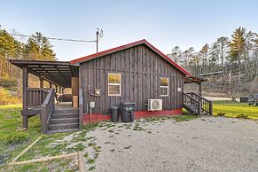 Cabin w/ Expansive Deck ~ 4 Mi to Red River Gorge!