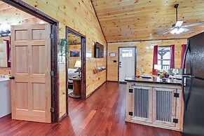 Private Hot Tub: Dog-friendly Red River Gorge Home