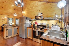 Private Hot Tub: Dog-friendly Red River Gorge Home