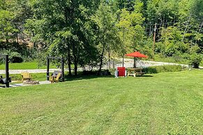 Private Hot Tub: Dog-friendly Red River Gorge Home
