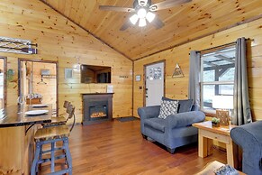 Private Hot Tub: Dog-friendly Red River Gorge Home