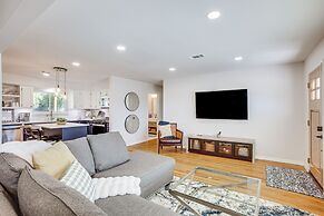 Pet-friendly Tomball Cottage: Steps to Downtown!