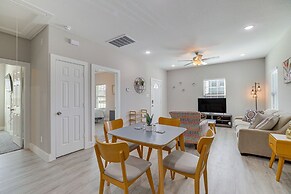 Quiet Houston Home - 9 Mi to Downtown Aquarium!