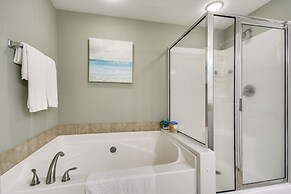 Gulfport Oceanfront Vacation Rental: Walk to Beach